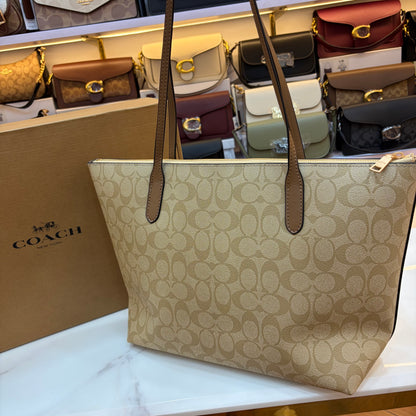 COCH Gallery Tote Bag- Light Apricot