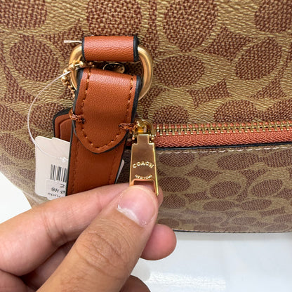 Coch Station Tote Bag - Tan Apricot