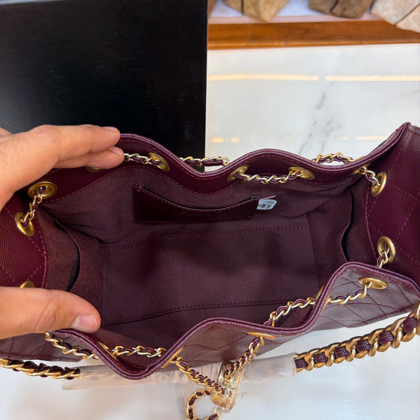 Chanel 25 Small Handbag - Wine