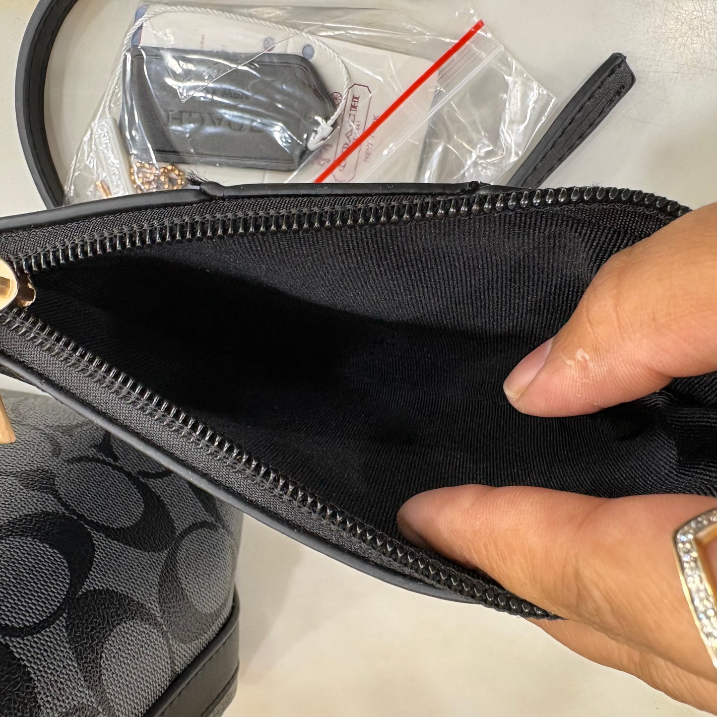 COCH Hobo - Black