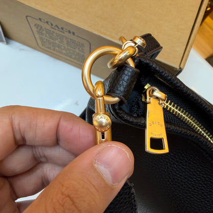 CH Laurel Shoulder Bag - Midnight Black