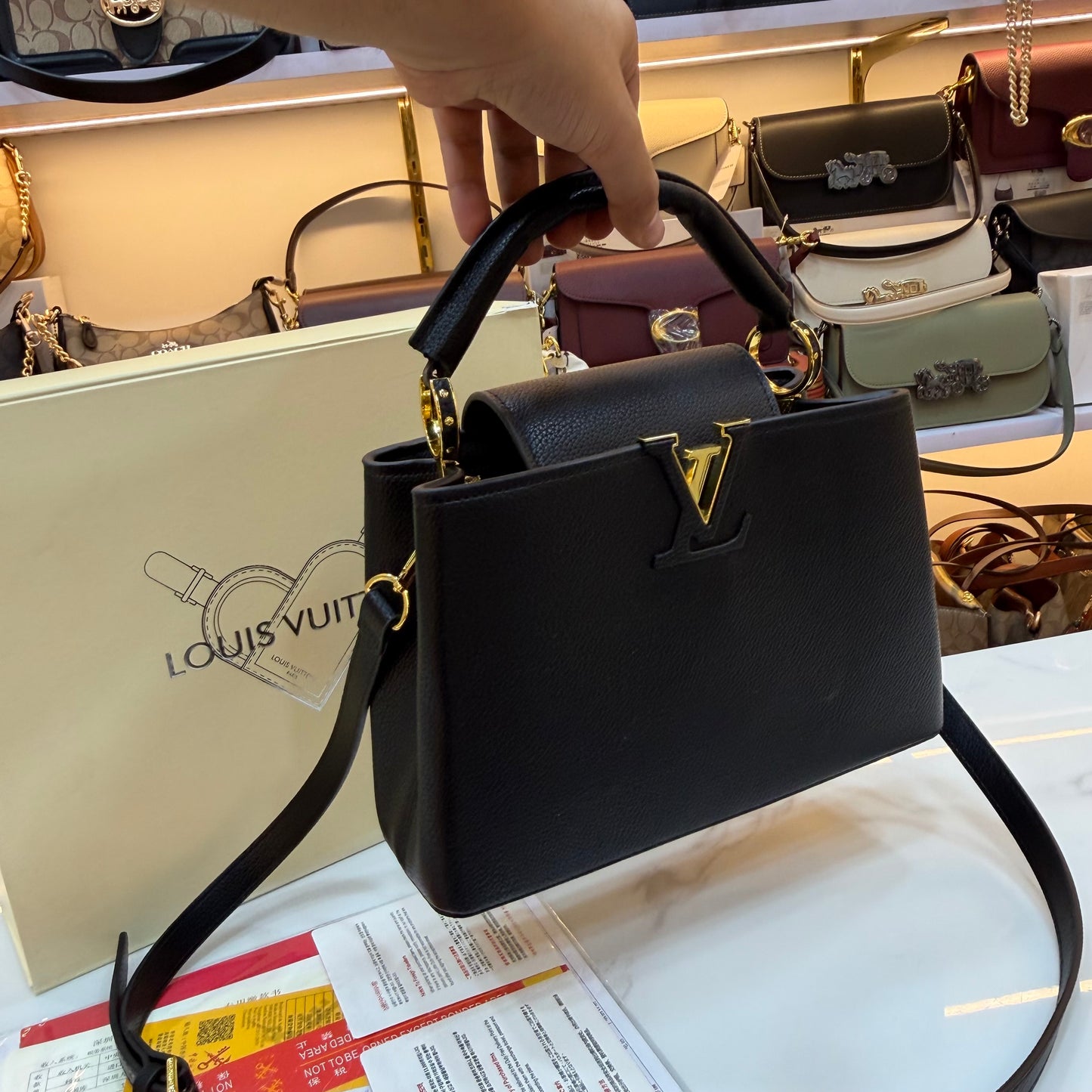 LV Capucines - Black