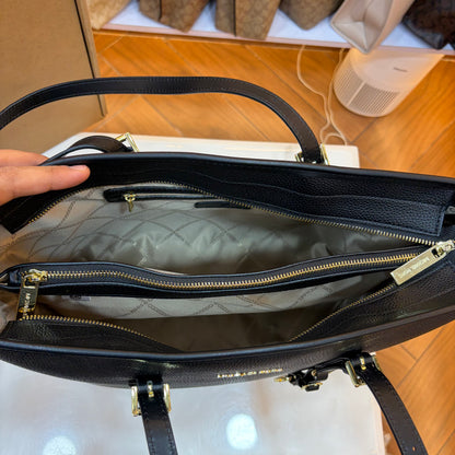 MK Quinn Full Size Top Zip Tote Bag - Black