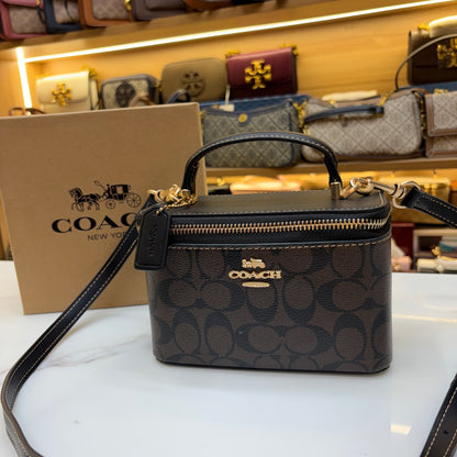 Coch Rainer Crossbody Bag - Coffee Colour