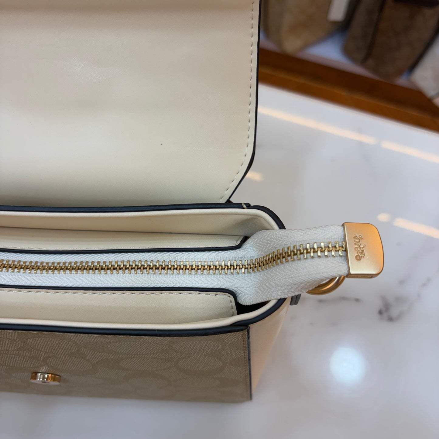 COCH MORGAN TOP HANDLE - White Apricot