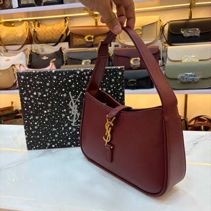 YSL LE 5 À 7 IN MATTE PATENT LEATHER Wine