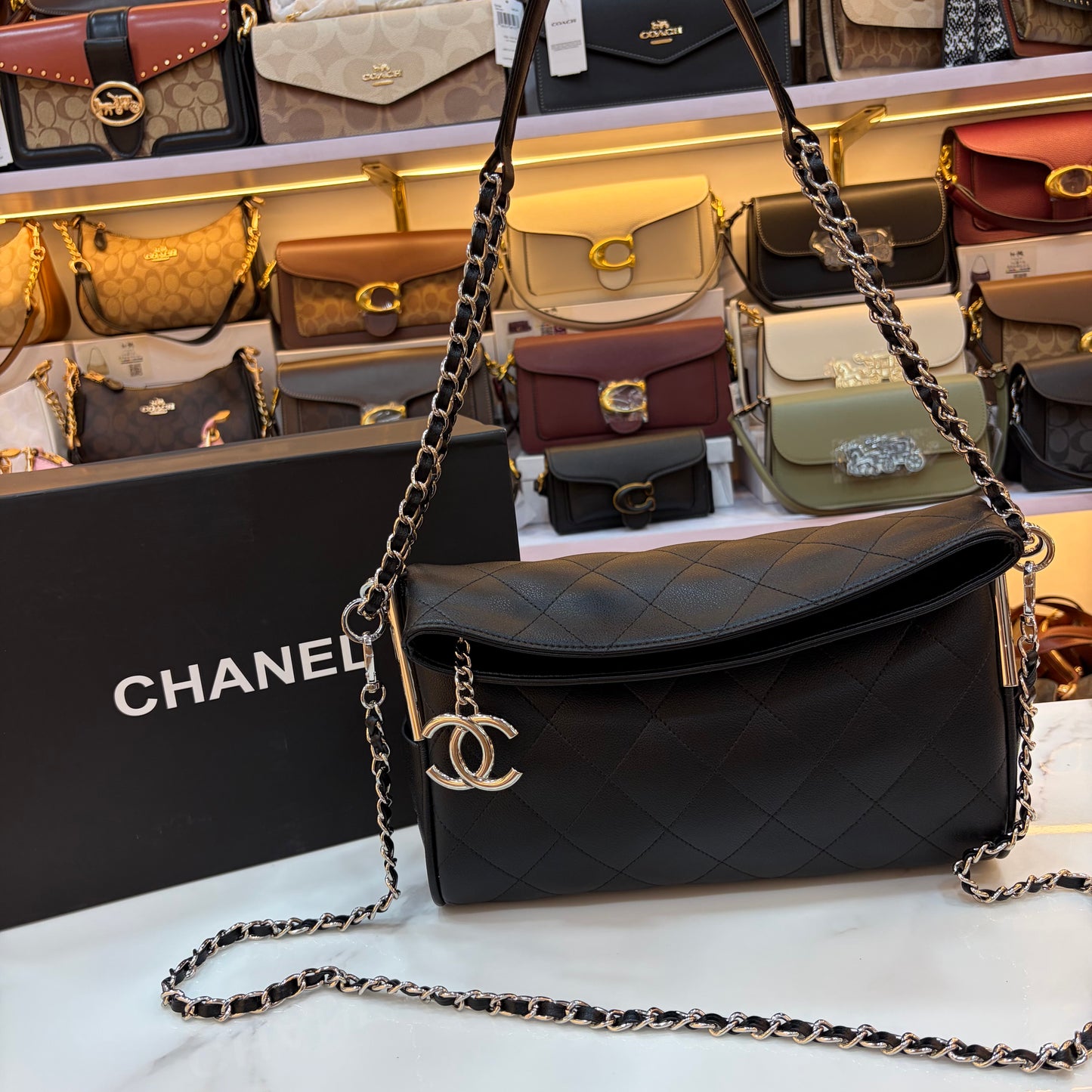 CHNL Matelasse Quilted Leather Shoulder Bag - Black
