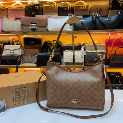 CH Laurel Shoulder Bag - Signature  Apricot