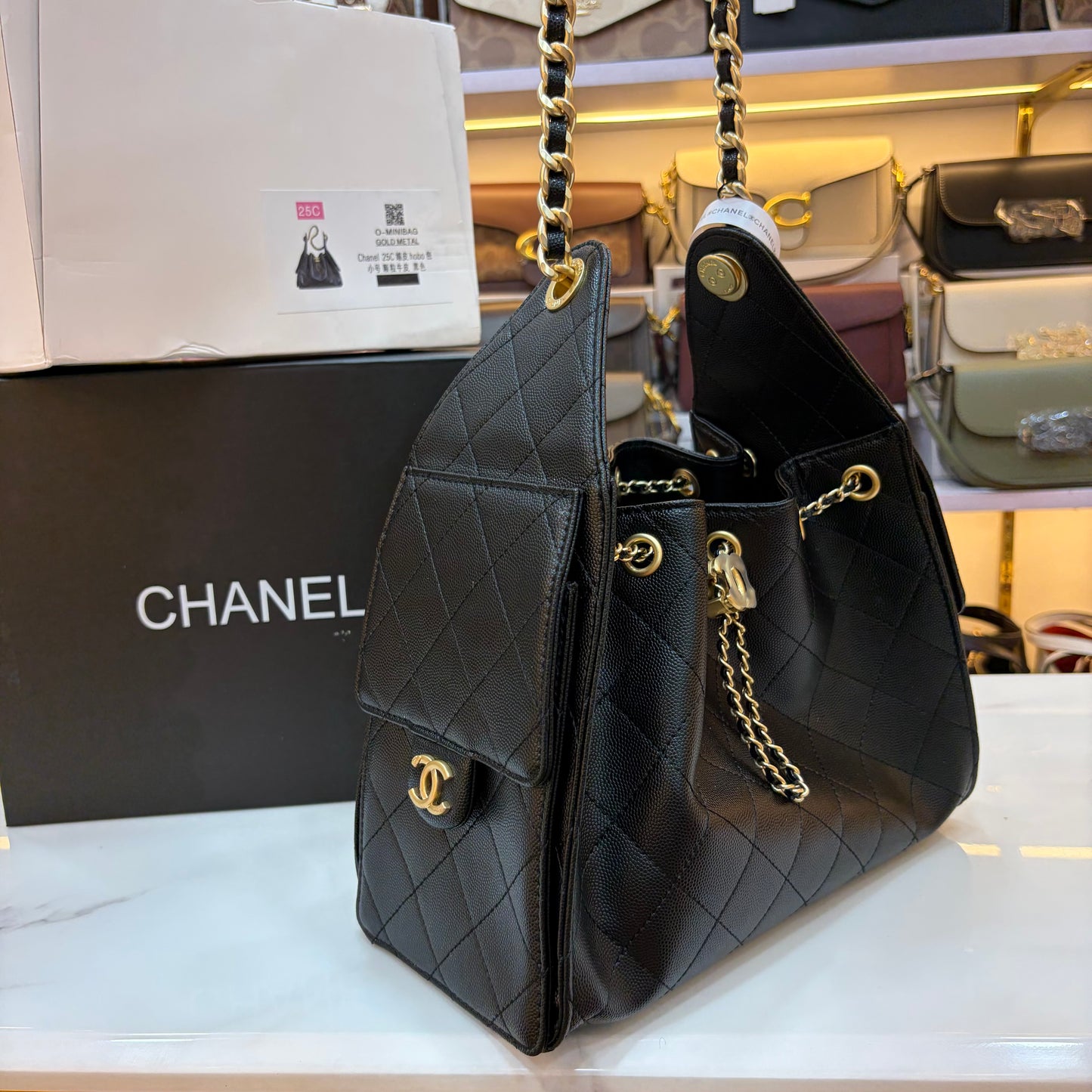 Chanel 25 Medium Handbag - Black