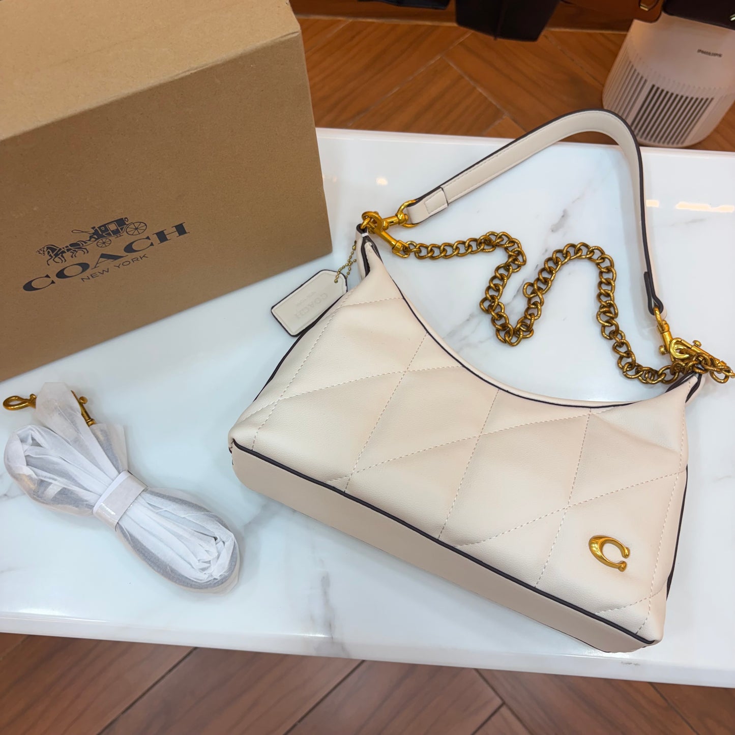 COCH JULIET Soft Quilted Handbag - White