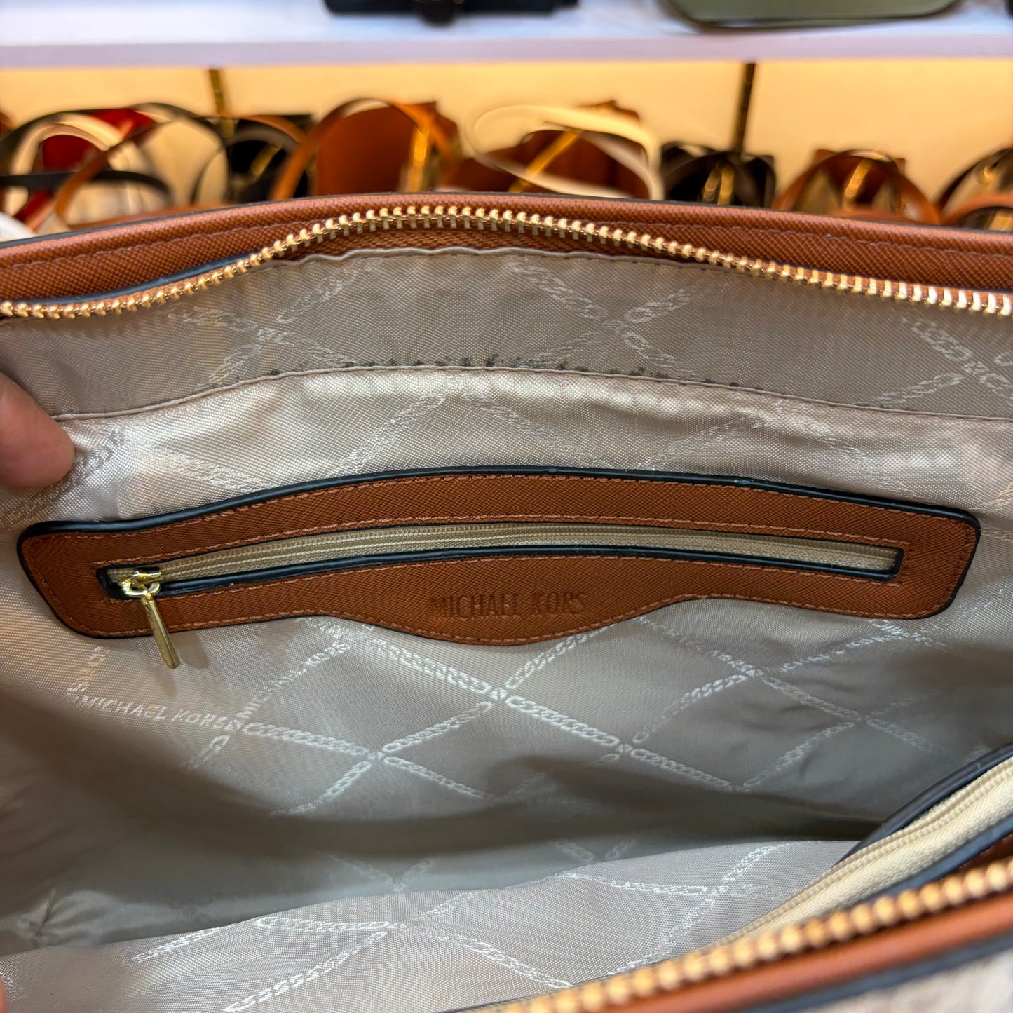 MK Voyager Large Tote Bag - White & Tan