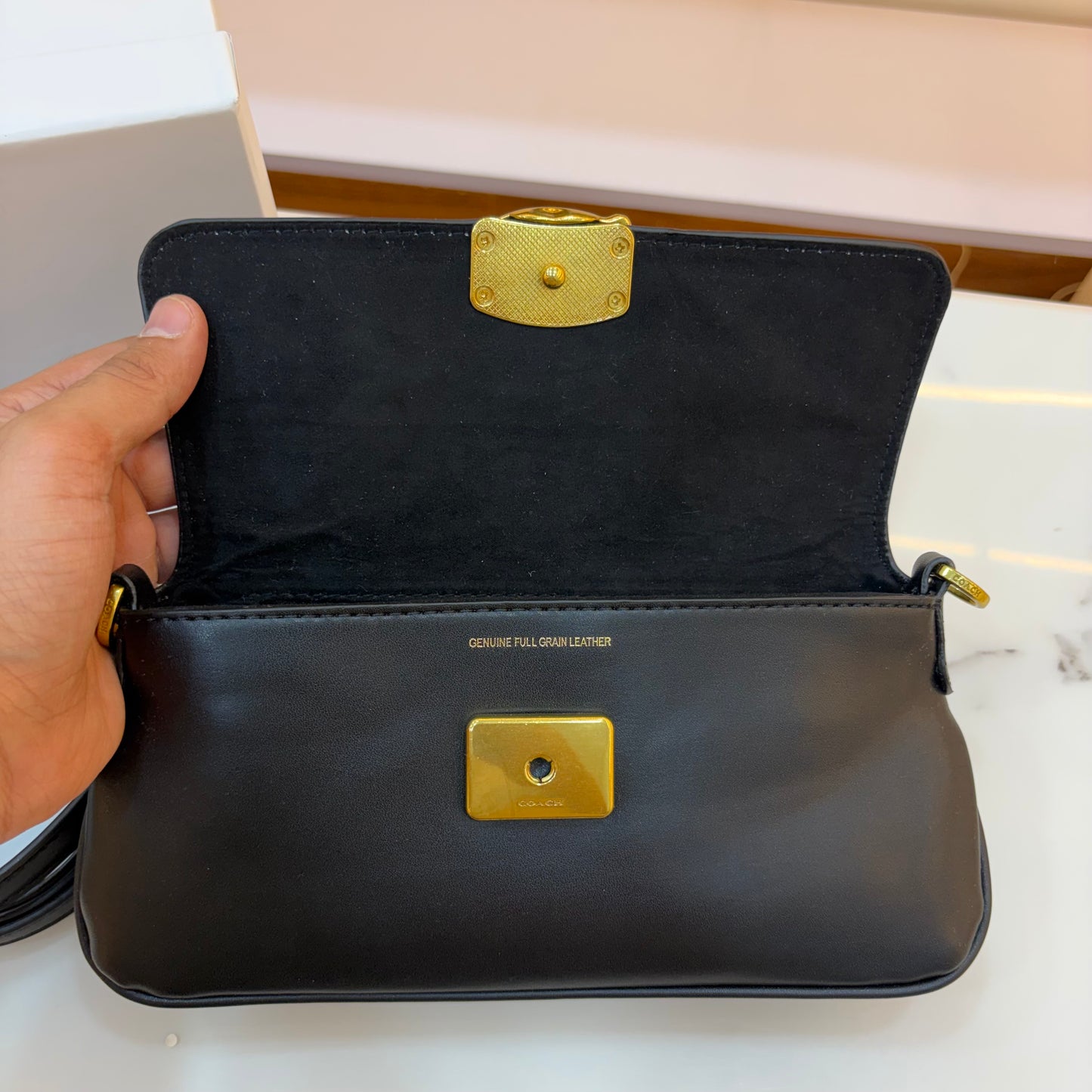 COCH JET Shoulder/Sling Bag - Black