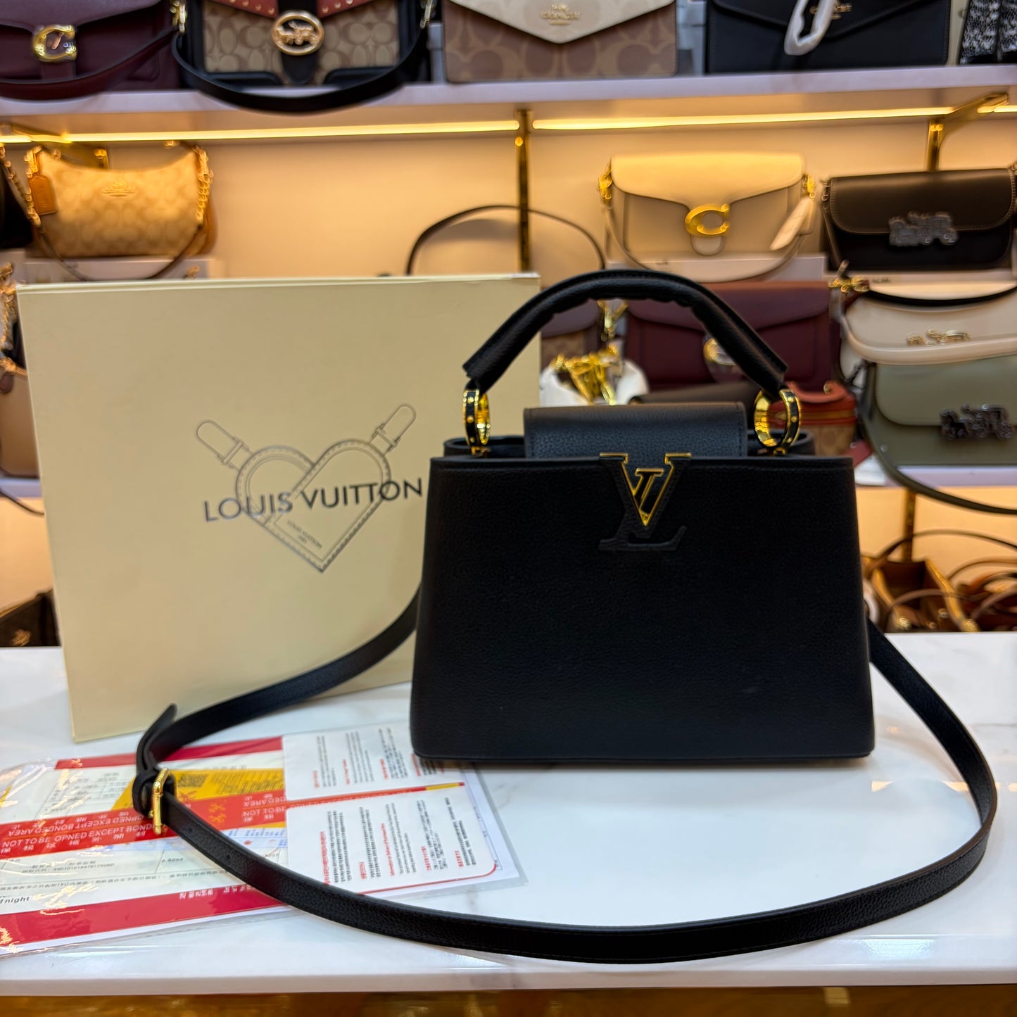 LV Capucines - Black