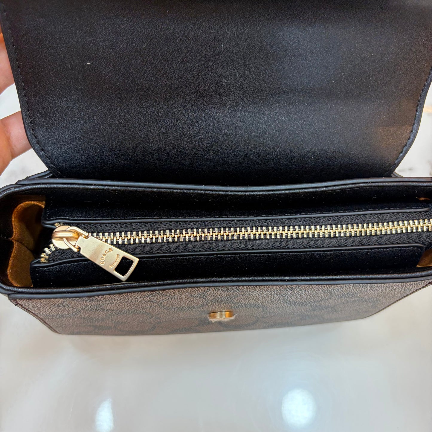COCH MORGAN TOP HANDLE - Coffee Black