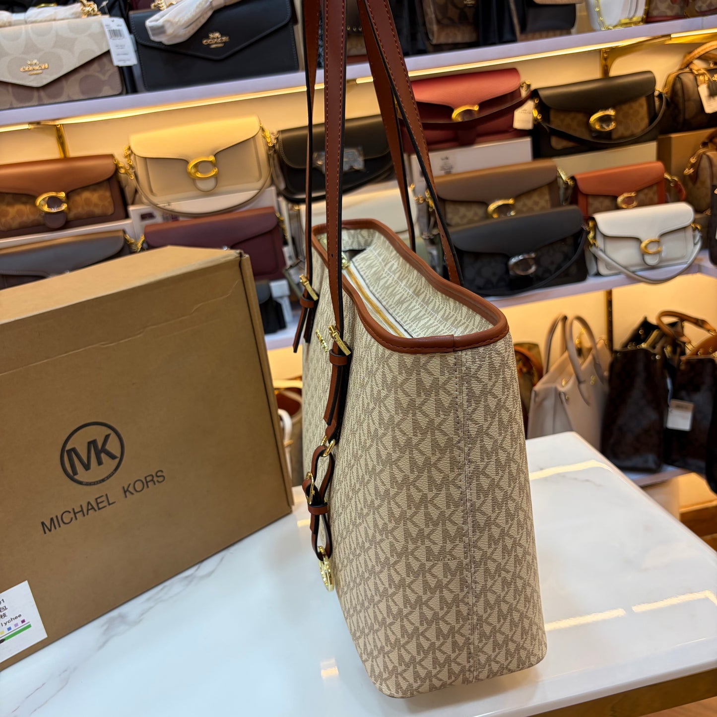 MK Quinn Full Size Top Zip Tote Bag - Tan White