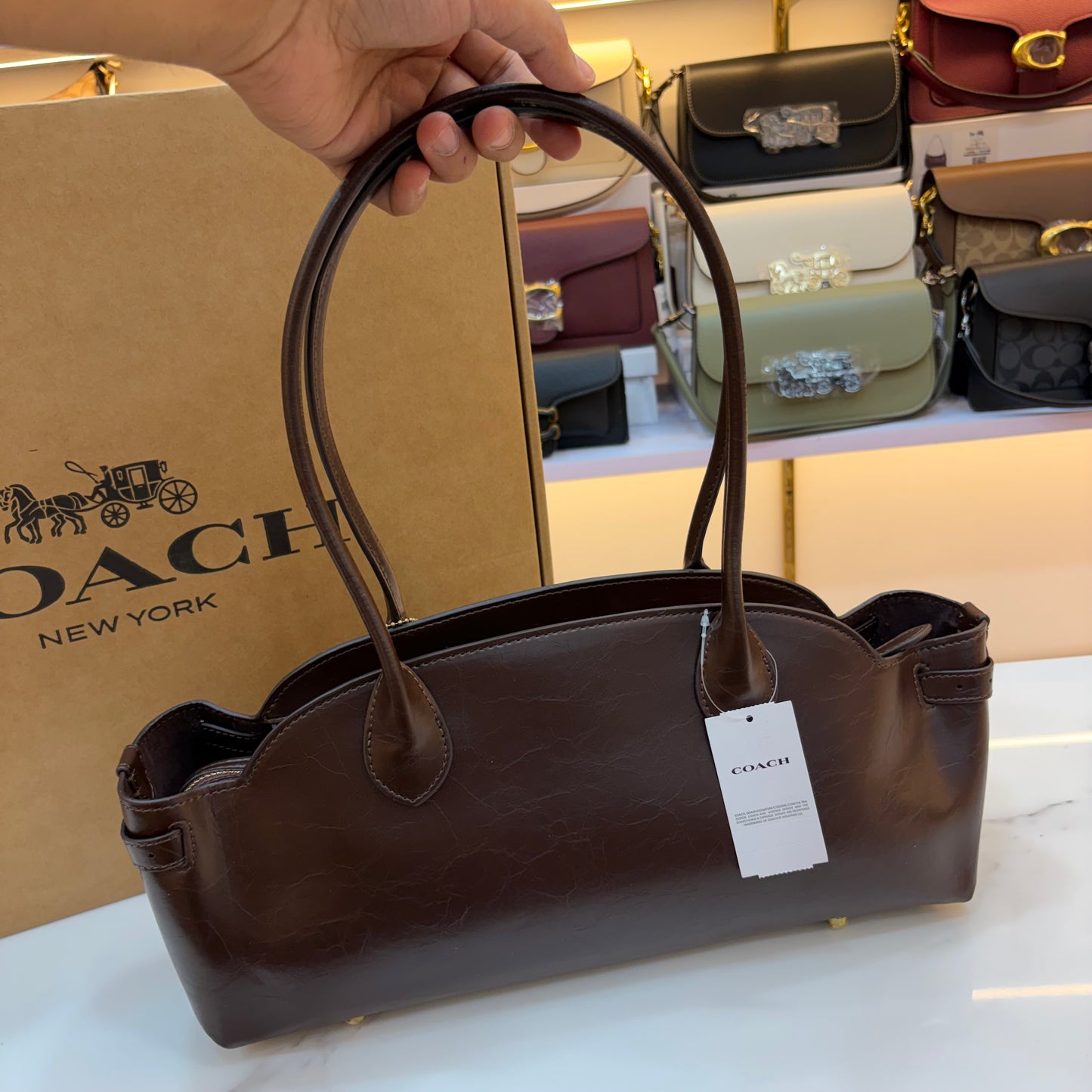 COCH Empire Carryall 34 Shoulder Bag - Brown