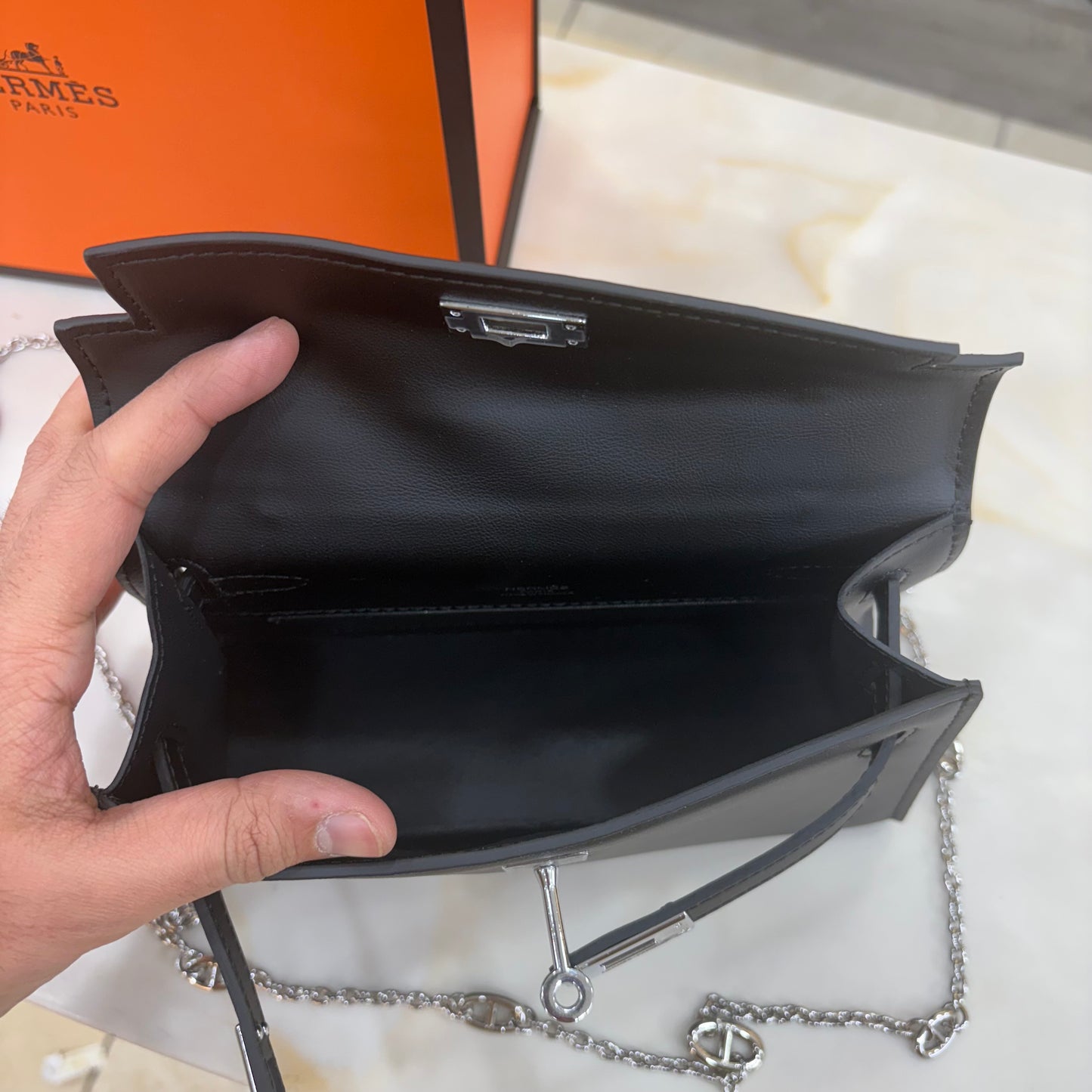 HRMS Kelly - Midnight Black (Ultra Premium)