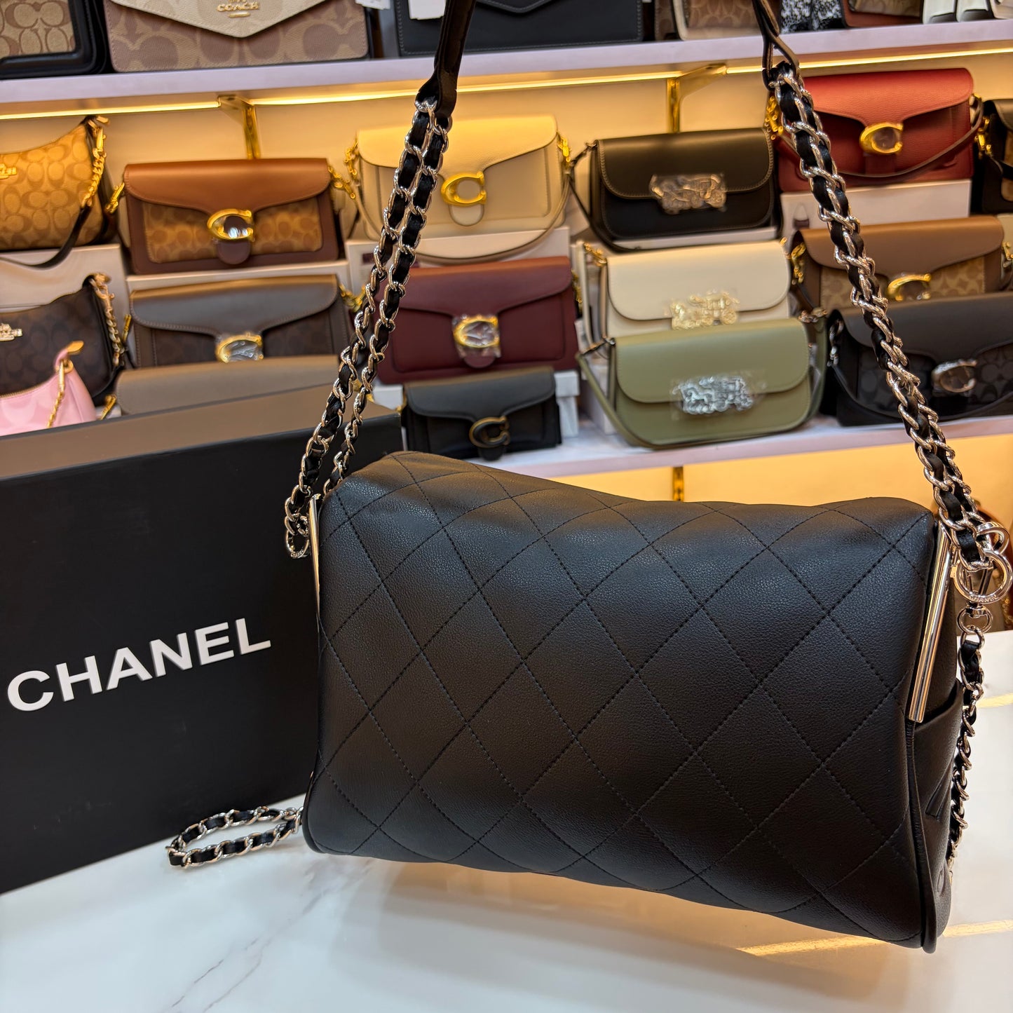CHNL Matelasse Quilted Leather Shoulder Bag - Black