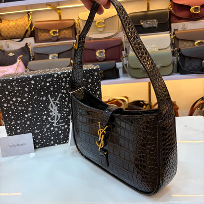 YSL LE 5 À 7 IN CROCODILE-EMBOSSED PATENT LEATHER Black