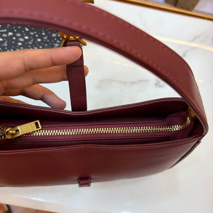 YSL LE 5 À 7 IN MATTE PATENT LEATHER Wine