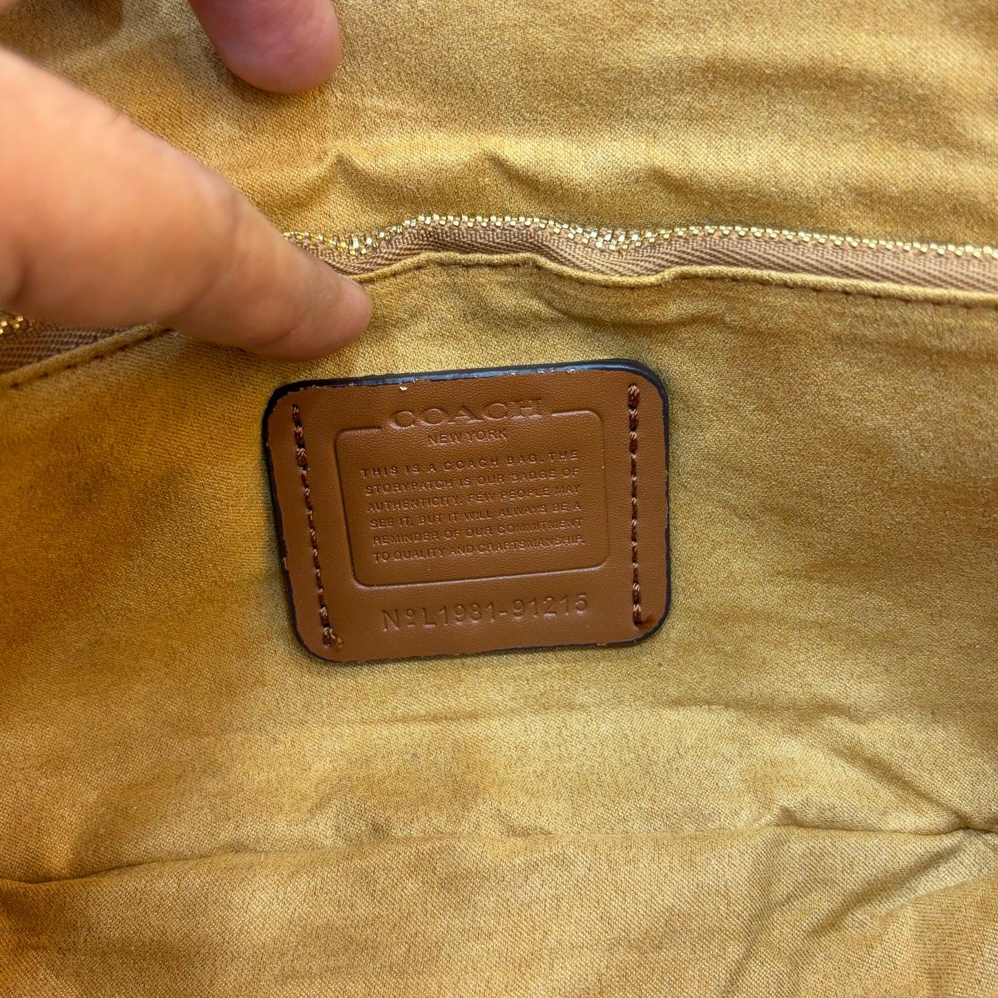 COCH Brook Flap Chain Bag - Signature