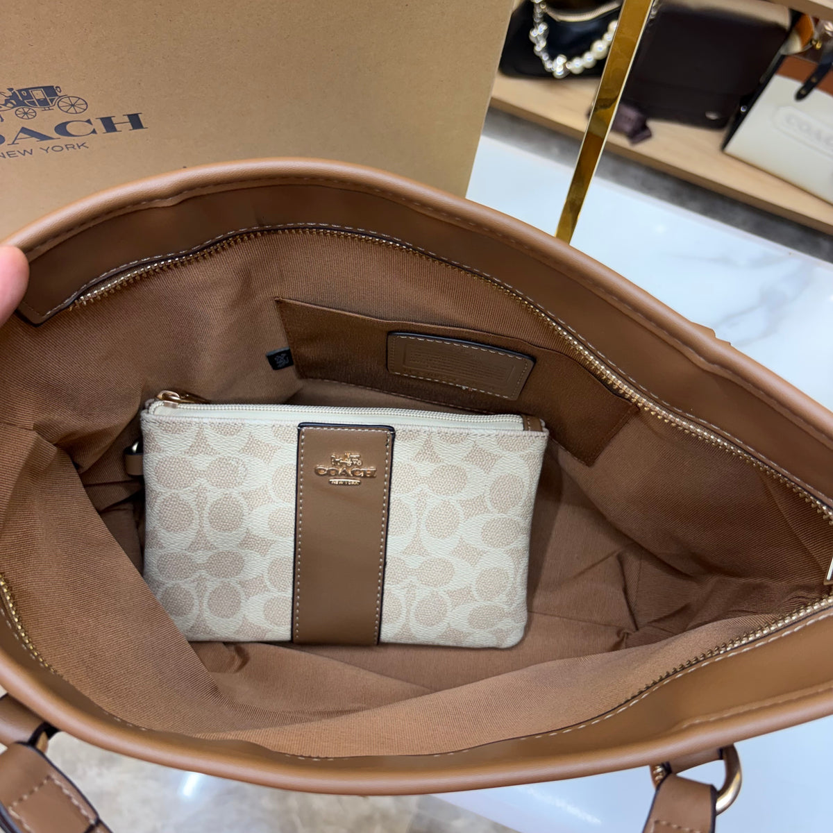 Coch Premium Tote With Wallet - Light Apricot