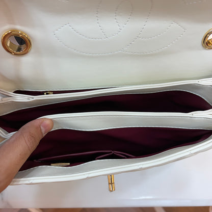 CHNL Flap Top Handle - White