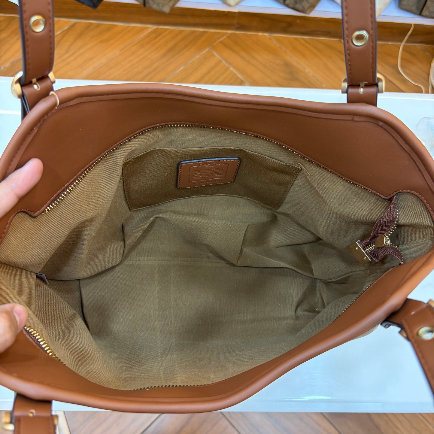 COCH LAUREL Shoulder Bag - Apricot
