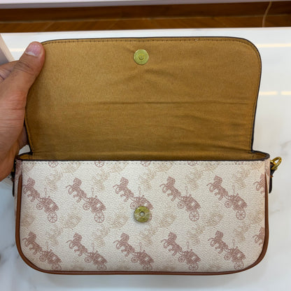 COCH Brook Flap Chain Bag - Signature