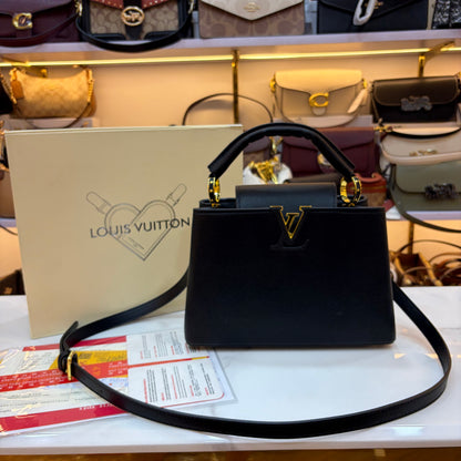 LV Capucines - Black