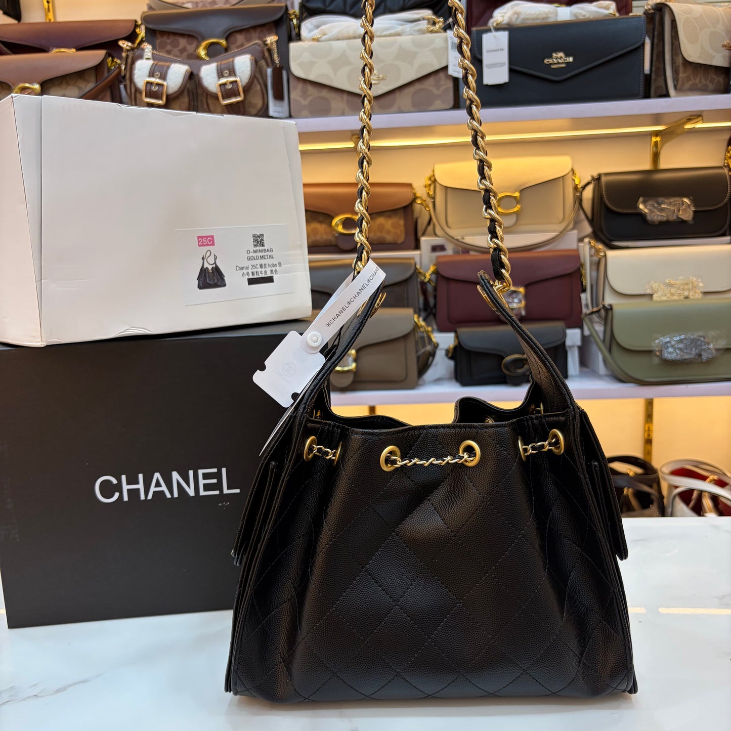 Chanel 25 Medium Handbag - Black