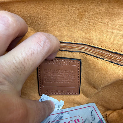 Coch Jet Shoulder/Crossbody Bag - Tan Apricot