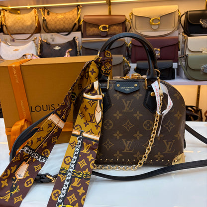 LV Alma Trunk BB