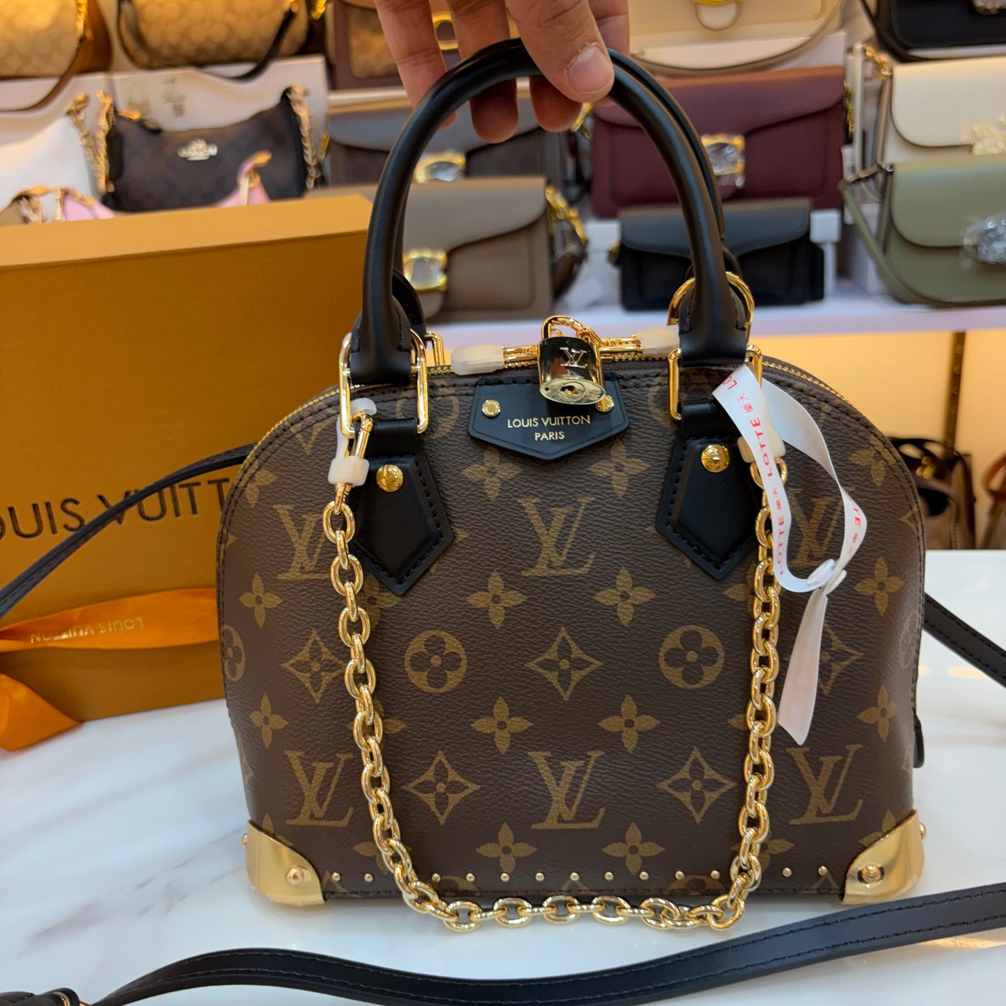 LV Alma Trunk BB