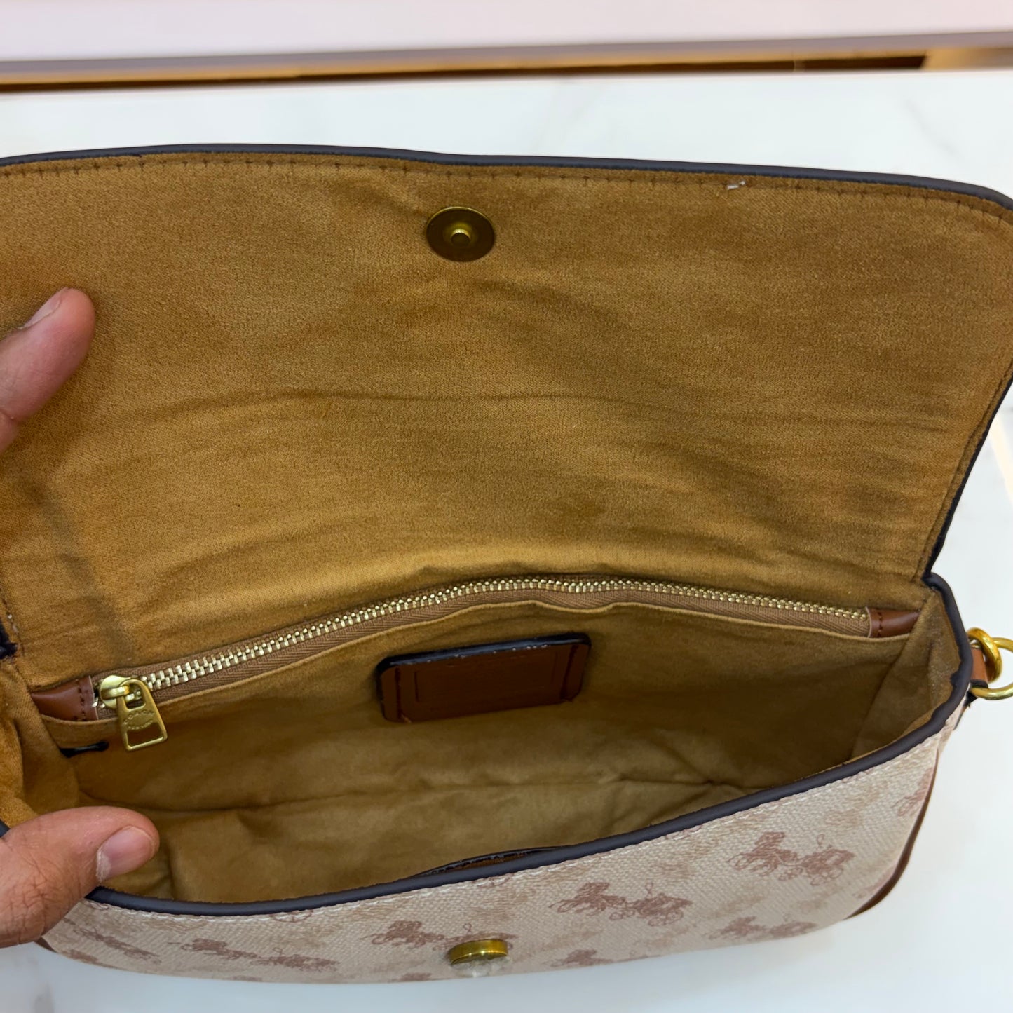 COCH Brook Flap Chain Bag - Signature