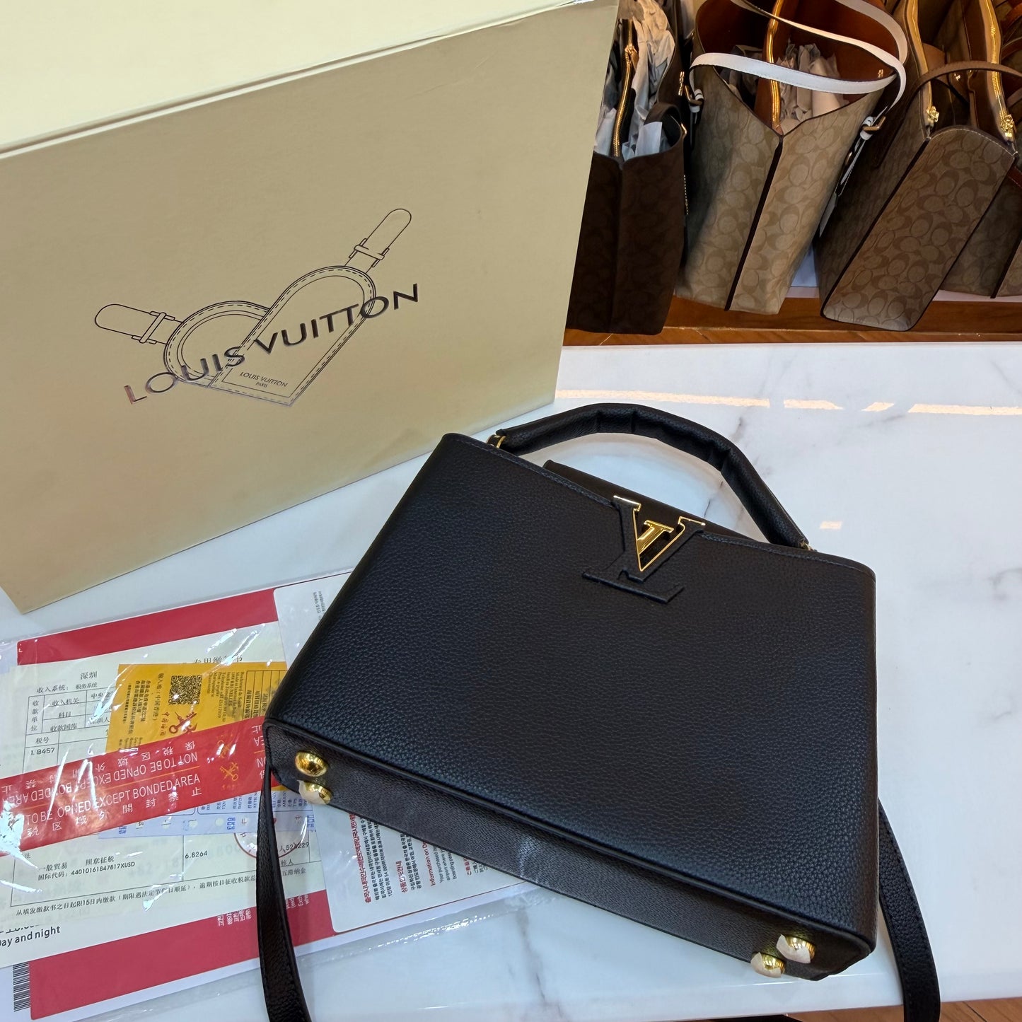 LV Capucines - Black