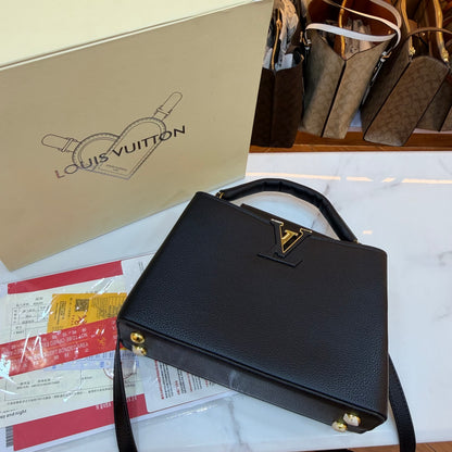 LV Capucines - Black