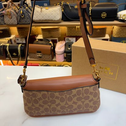 Coch Jet Shoulder/Crossbody Bag - Tan Apricot