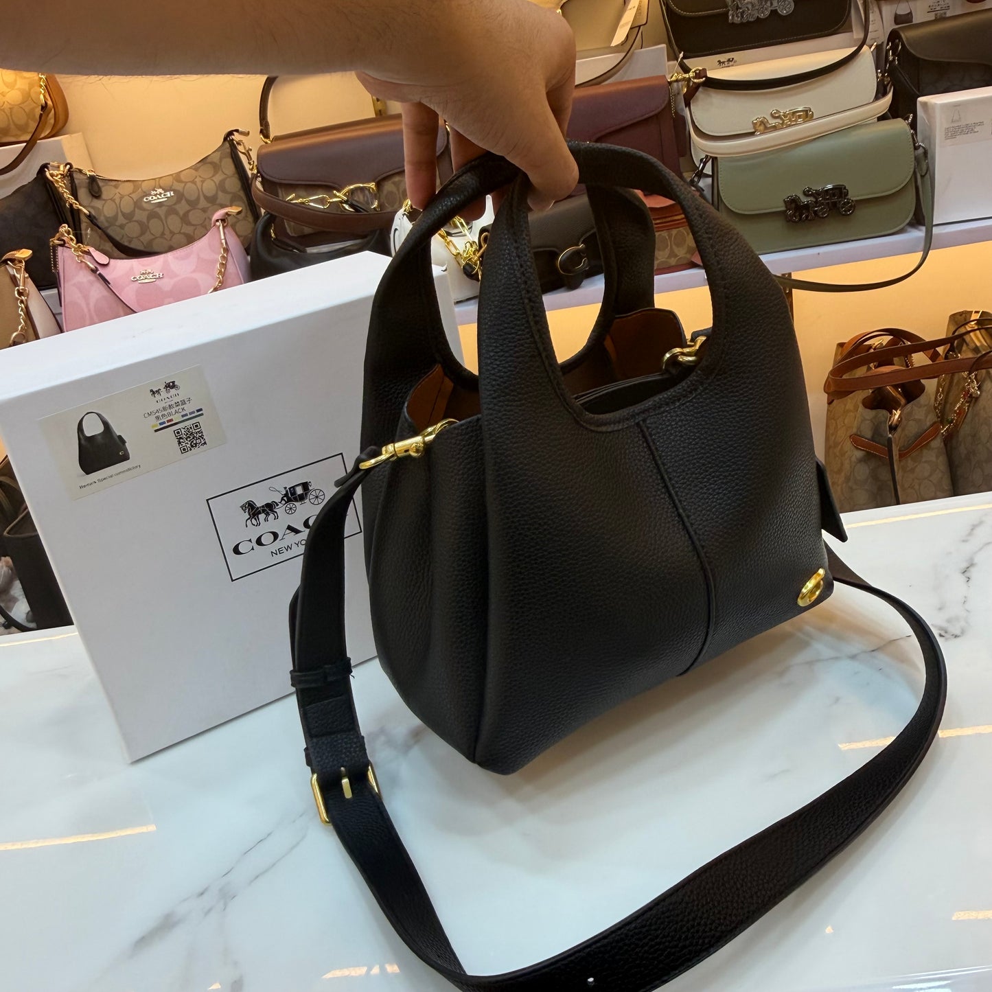 COCH LANA - Black