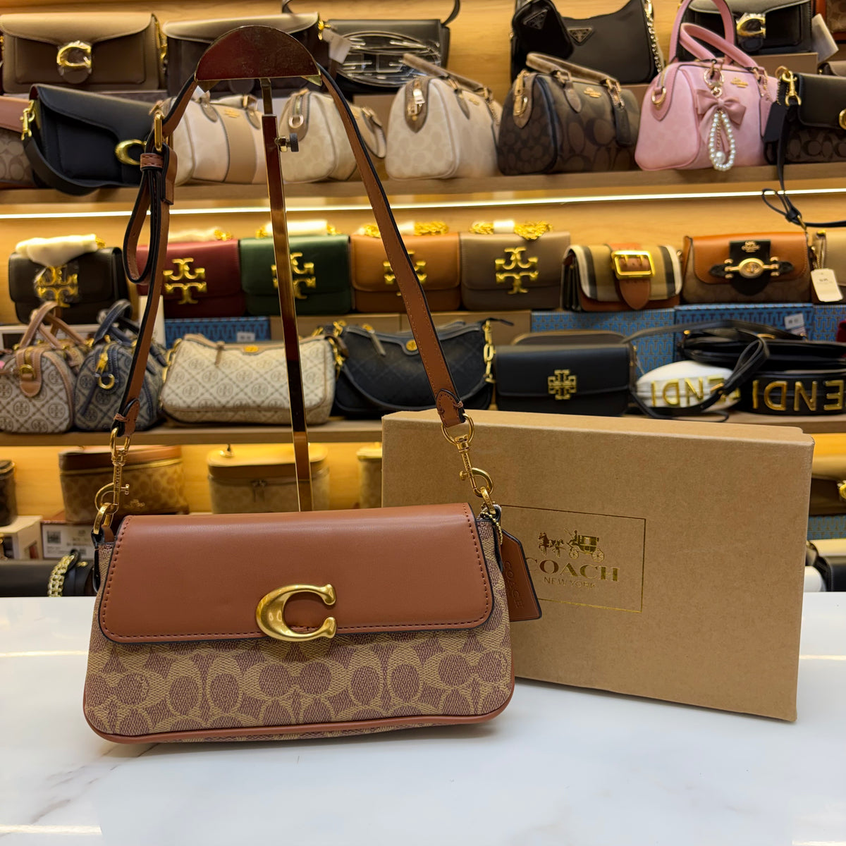Coch Jet Shoulder/Crossbody Bag - Tan Apricot