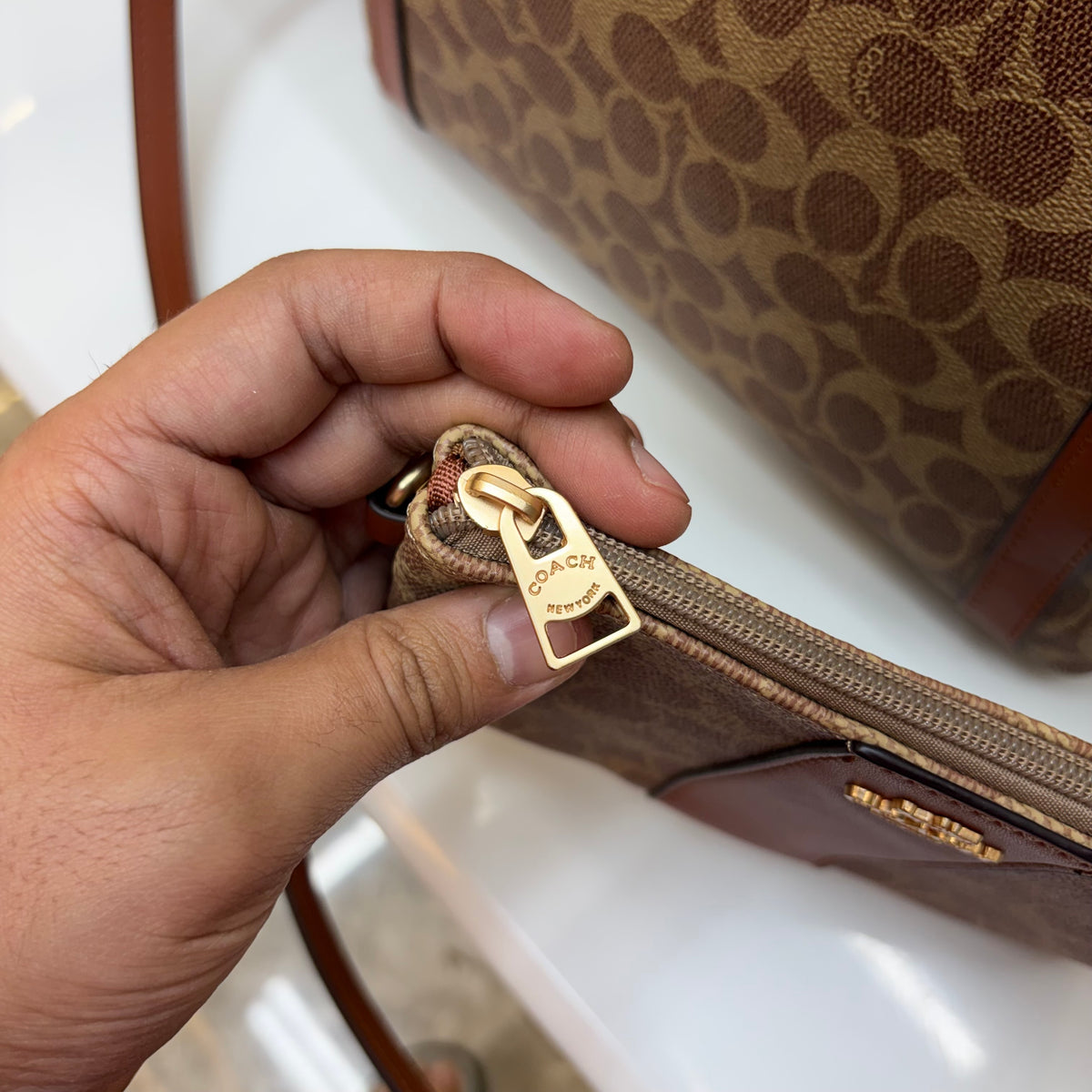 Coch Premium Tote With Wallet - Signature Colour