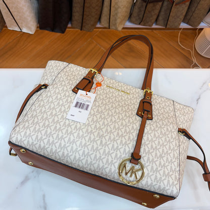 MK Voyager Large Tote Bag - White & Tan
