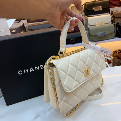 CHNL Flap Top Handle - White