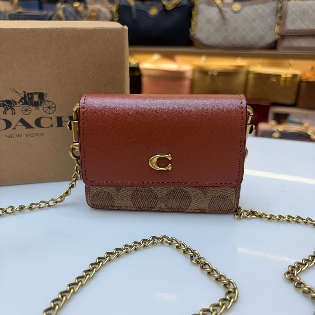 Coch Half Flap Card Case In Colorblock Signature (Wristlet)