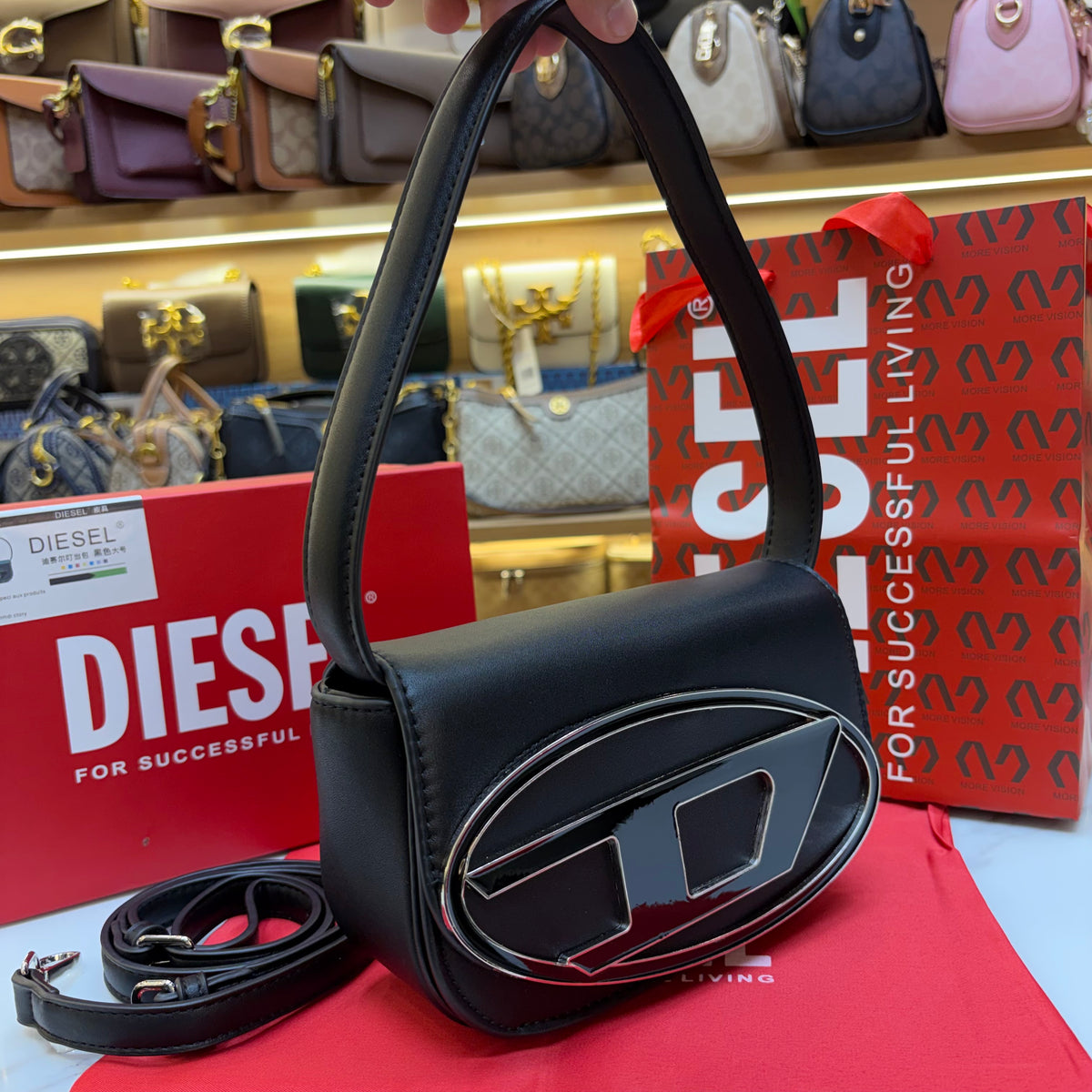 DSL 1DR Shoulder Bag - Black