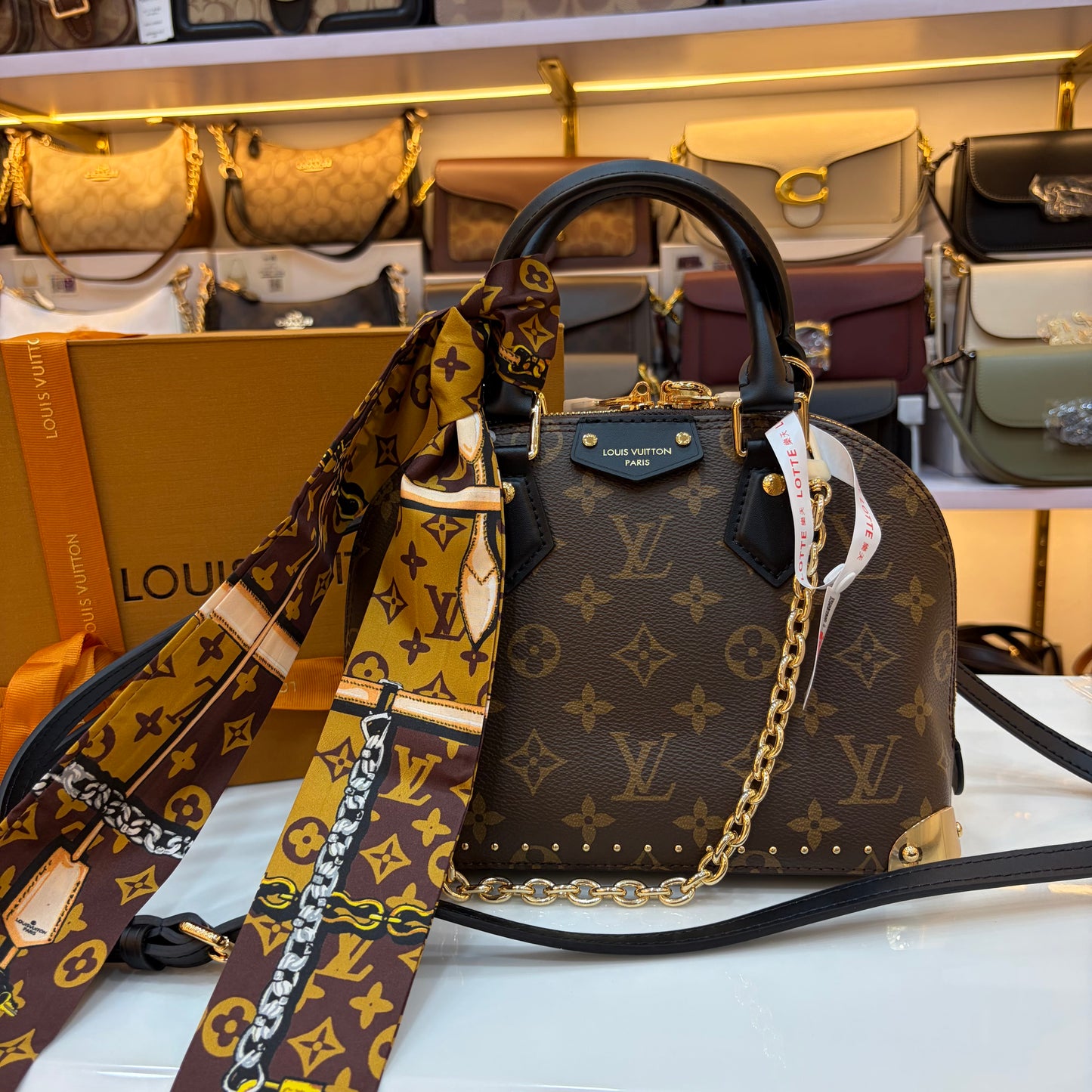 LV Alma Trunk BB