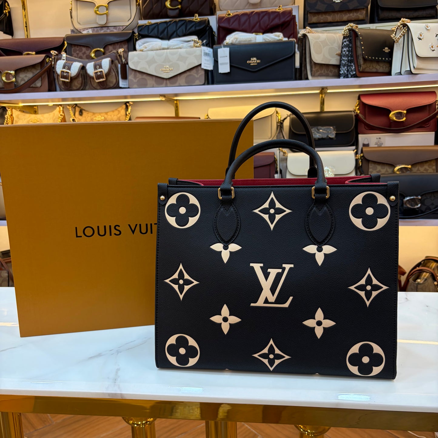 LVB 35 OTG Medium Tote Bag - Patent Black (Double Box Ultra Premium)