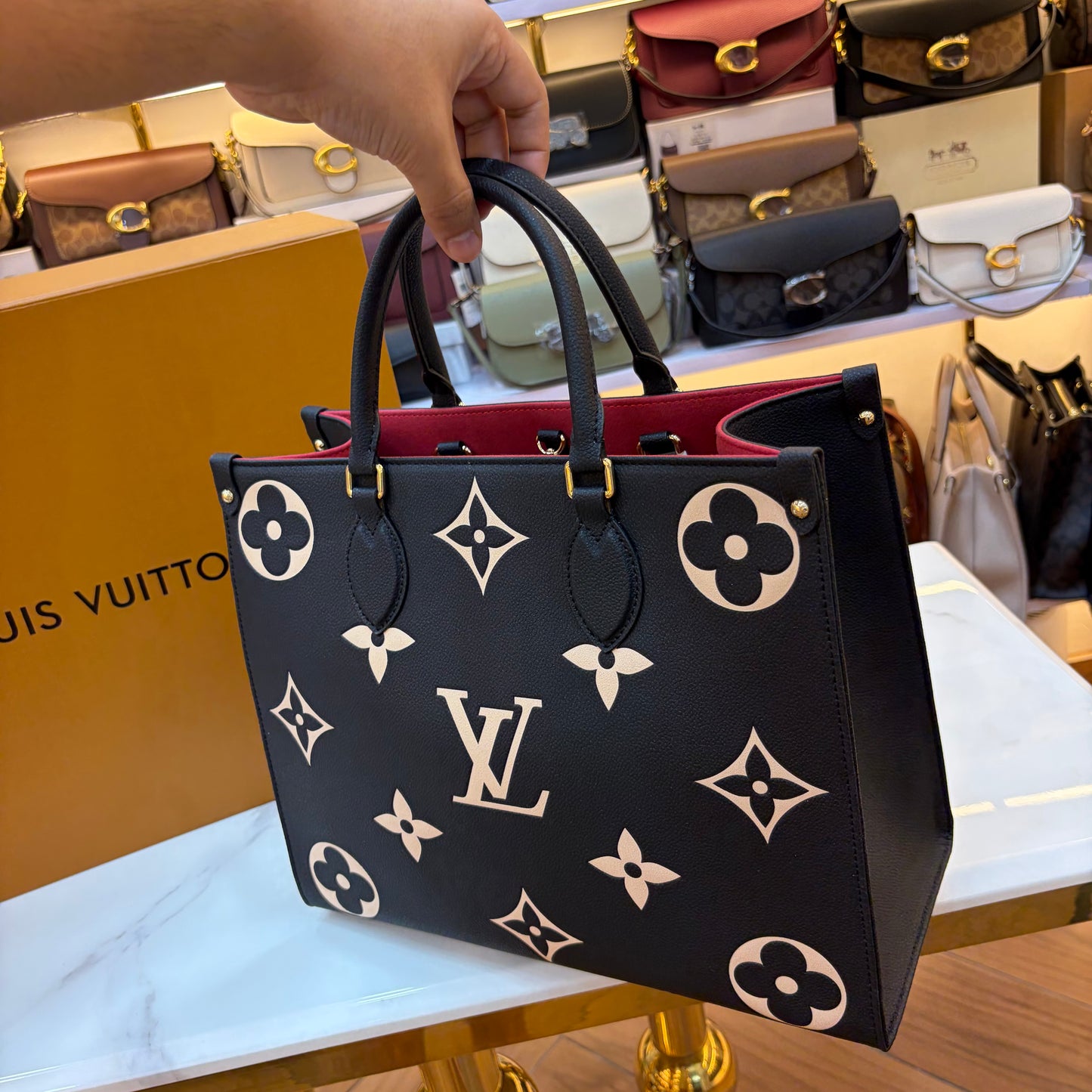 LVB 35 OTG Medium Tote Bag - Patent Black (Double Box Ultra Premium)