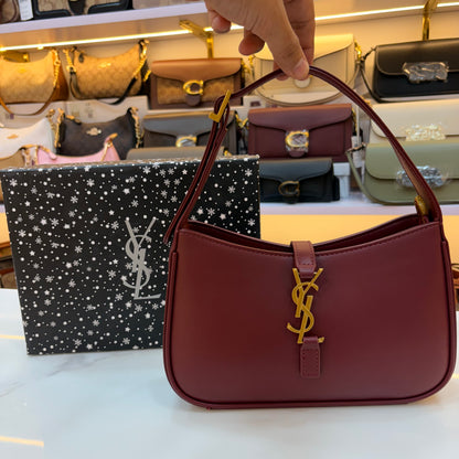 YSL LE 5 À 7 IN MATTE PATENT LEATHER Wine