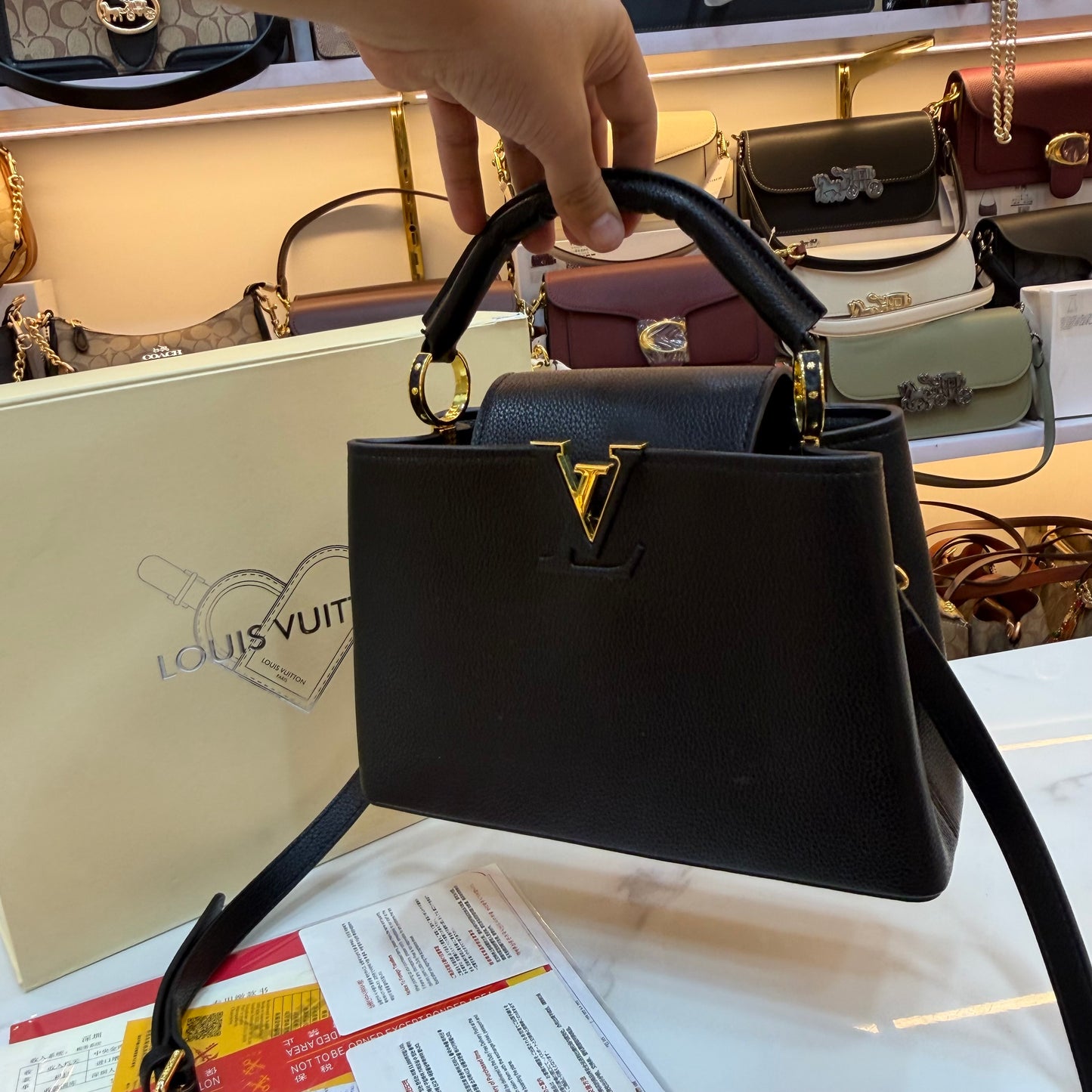 LV Capucines - Black
